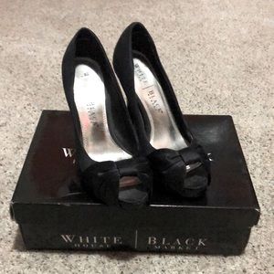 White House Black market black pumps